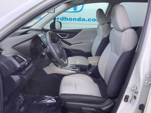 Used 2022 Subaru Forester AWD/4WD image 2