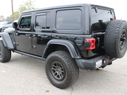 Used 2022 Jeep Wrangler Unlimited Rubicon w/ Xtreme Recon 35" Tire Package AWD/4WD image 6