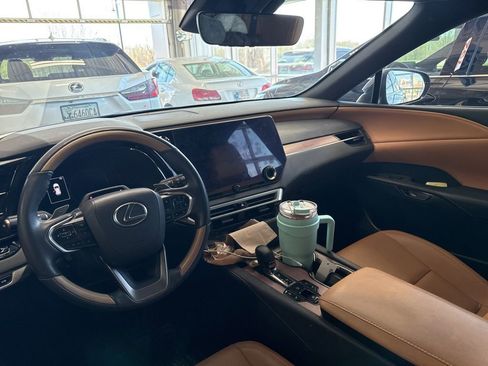 Used 2023 Lexus RX 350 Premium w/ Cold Area Package AWD/4WD image 7