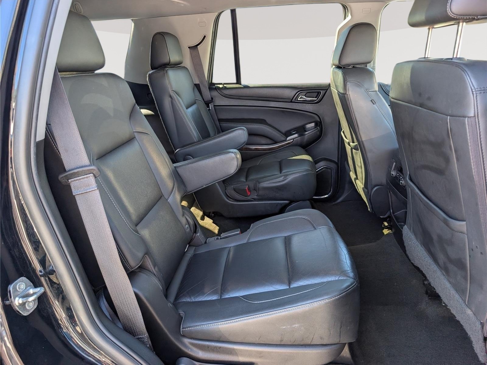 Used 2018 Chevrolet Tahoe LT w/ Z71 Midnight Edition AWD/4WD image 13