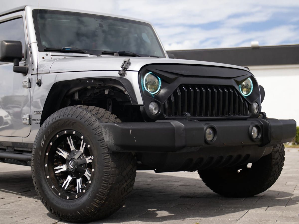 Used 2014 Jeep Wrangler Unlimited Sport AWD/4WD image 3