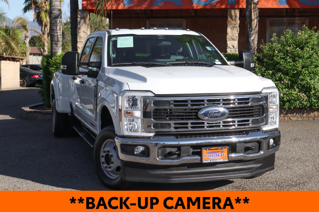 Used 2024 Ford F350 XLT AWD/4WD image 2