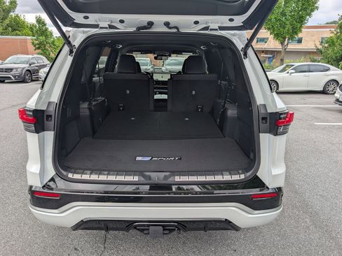 New 2026 Lexus TX 500h AWD image 11