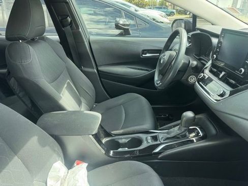 Used 2021 Toyota Corolla LE FWD image 5