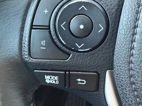 Used 2016 Toyota Corolla S image 14