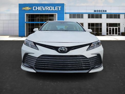 Used 2024 Toyota Camry LE image 7
