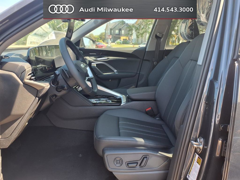 New 2026 Audi Q5 Premium Plus AWD/4WD image 2