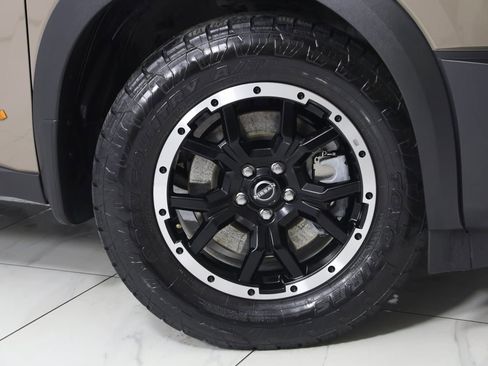 Used 2024 Nissan Pathfinder Rock Creek image 16