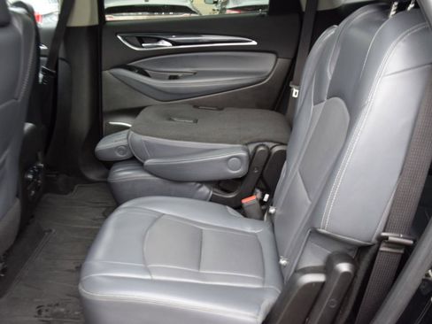 Used 2018 Buick Enclave Premium w/ Trailering Package image 37