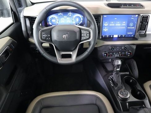 New 2025 Ford Bronco Big Bend w/ Black Diamond Package image 17