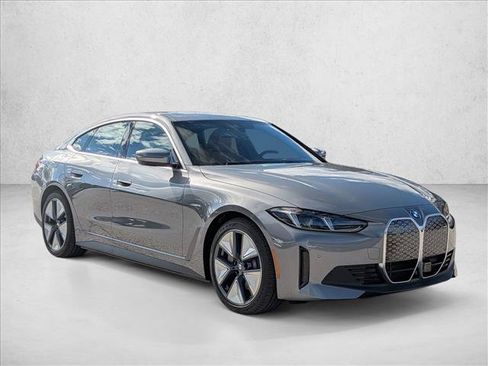 Used 2026 BMW i4 xDrive40i w/ Premium Package AWD/4WD image 7