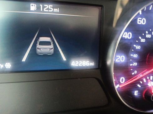 Used 2023 Kia Forte LXS image 13