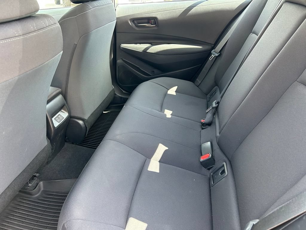 Certified 2025 Toyota Corolla LE FWD image 15