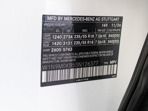 New 2025 Mercedes-Benz EQB 300 4MATIC image 16