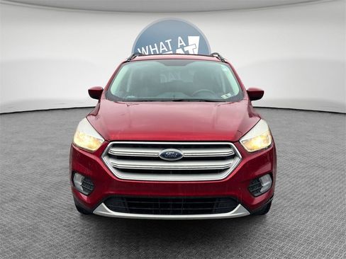 Used 2018 Ford Escape SE w/ SE Sync 3 Package image 9
