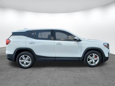 Used 2020 GMC Terrain SLE image 2