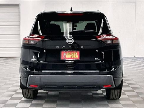 New 2025 Nissan Rogue SL image 5
