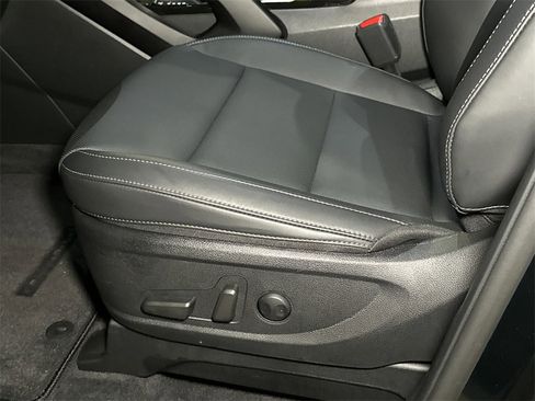 New 2025 Kia Telluride S image 21