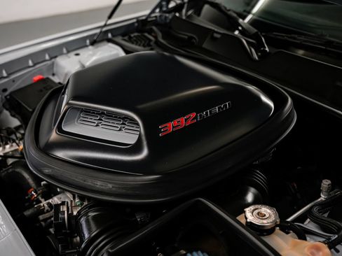 Used 2021 Dodge Challenger R/T Scat Pack w/ Shaker Package RWD image 39