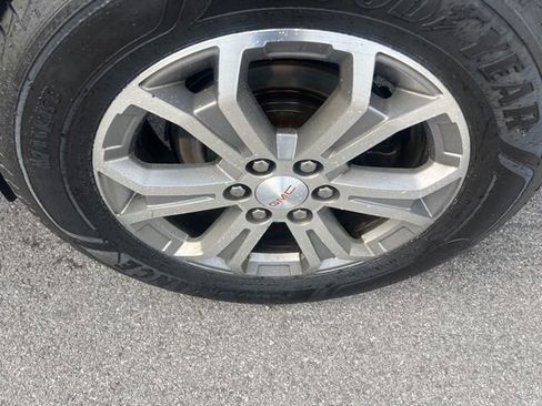 Used 2015 GMC Acadia SLT FWD image 12