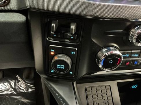 New 2026 Ford F250 Platinum AWD/4WD image 24