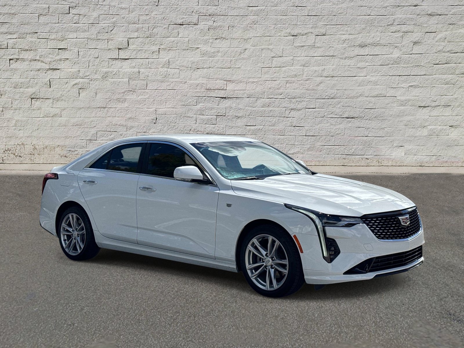 Used 2026 Cadillac CT4 Luxury RWD image 6