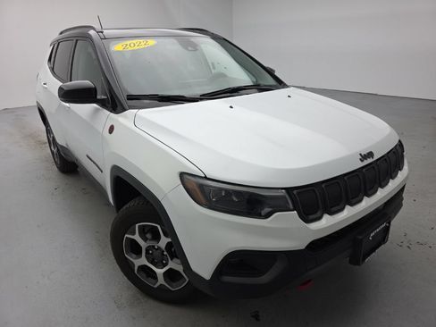 Used 2022 Jeep Compass Trailhawk w/ Trailhawk Elite Group AWD/4WD image 4
