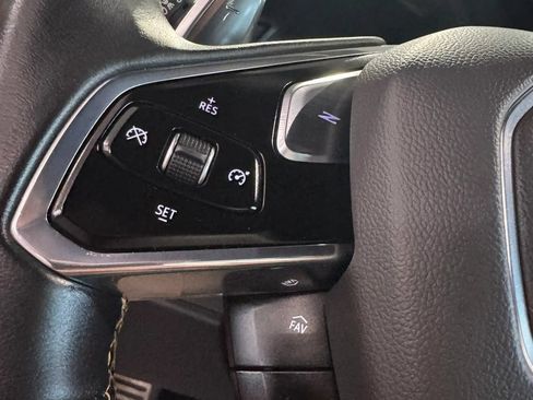 Used 2020 Chevrolet Corvette Stingray Preferred Cpe w/ 2LT Preferred Equipment Group RWD image 22