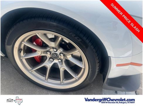 Used 2023 Dodge Challenger R/T Scat Pack RWD image 6