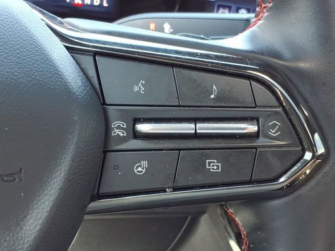 Used 2024 Chevrolet Traverse RS AWD/4WD image 25