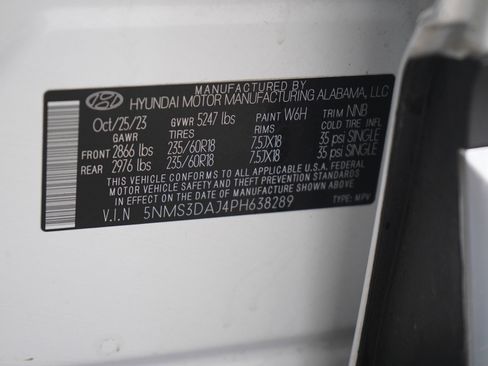 Used 2023 Hyundai Santa Fe SEL w/ Premium Package image 29