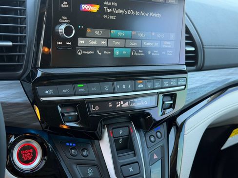 New 2026 Honda Odyssey Elite image 20
