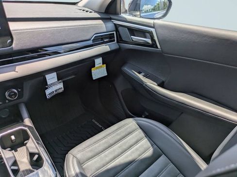 New 2026 Mitsubishi Outlander SE FWD image 18