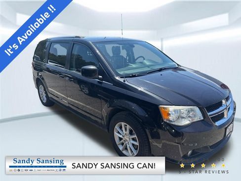 Used 2019 Dodge Grand Caravan SXT FWD image 1