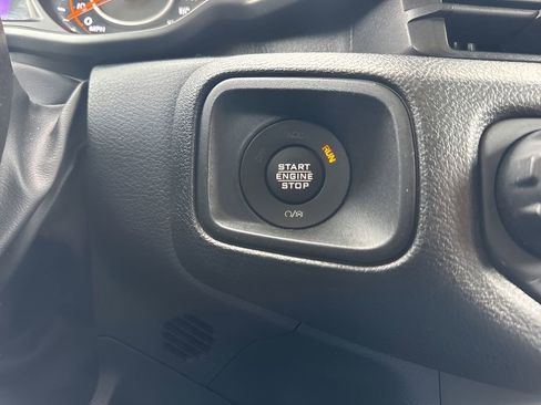 Used 2025 Jeep Wrangler Unlimited Sport AWD/4WD image 21