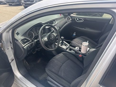 Used 2017 Nissan Sentra SV image 14