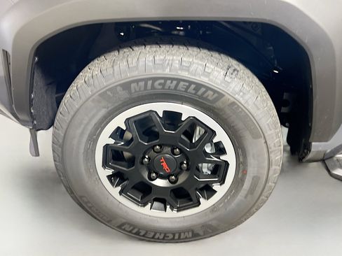 New 2026 Toyota 4Runner TRD Off-Road Premium image 13