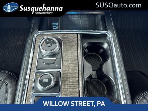 Certified 2019 Ford Expedition Limited w/ Equipment Group 301A image 21