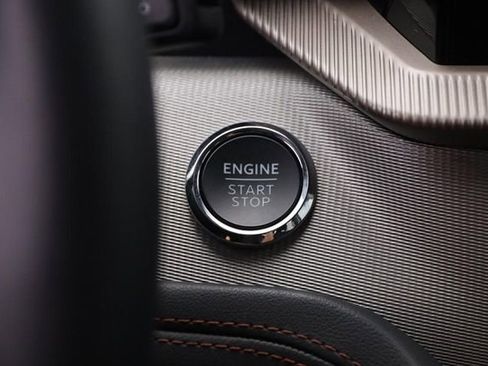 Certified 2025 Ford Explorer Active AWD/4WD image 16