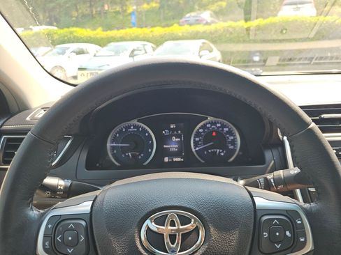 Used 2017 Toyota Camry XLE FWD image 27