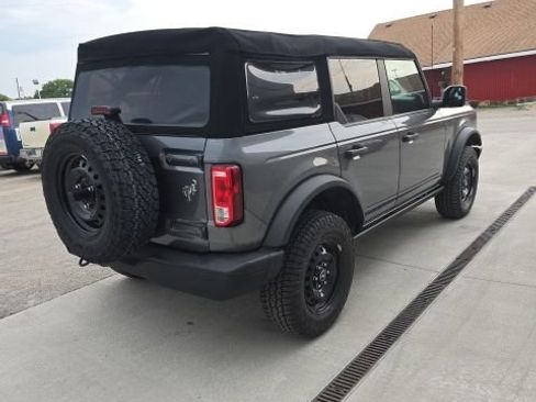Used 2023 Ford Bronco Black Diamond AWD/4WD image 8