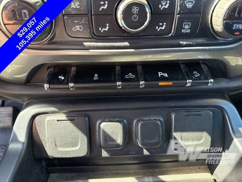 Used 2015 Chevrolet Silverado 2500 LTZ AWD/4WD image 28