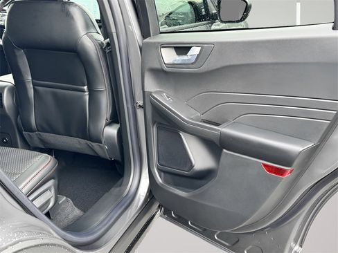 New 2025 Ford Escape ST-Line w/ Tech Pack #1 image 28