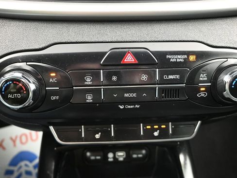 Used 2018 Kia Sorento LX w/ LX V6 Convenience Package image 21