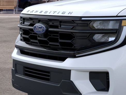 New 2026 Ford Expedition Active AWD/4WD image 17