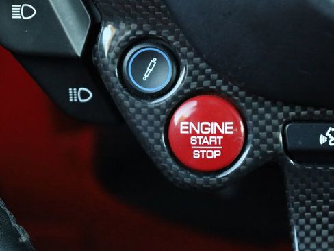 Used 2017 Ferrari GTC4Lusso Coupe image 33