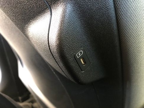 Certified 2024 Kia Niro LX image 41