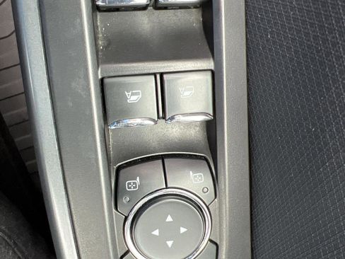 Used 2023 Ford F150 XLT image 39