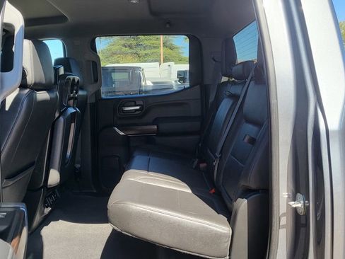 Used 2021 GMC Sierra 1500 SLT w/ X31 Off-Road Package AWD/4WD image 21