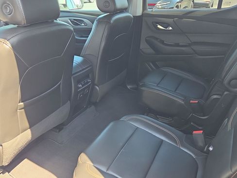 Used 2021 Chevrolet Traverse RS AWD/4WD image 26